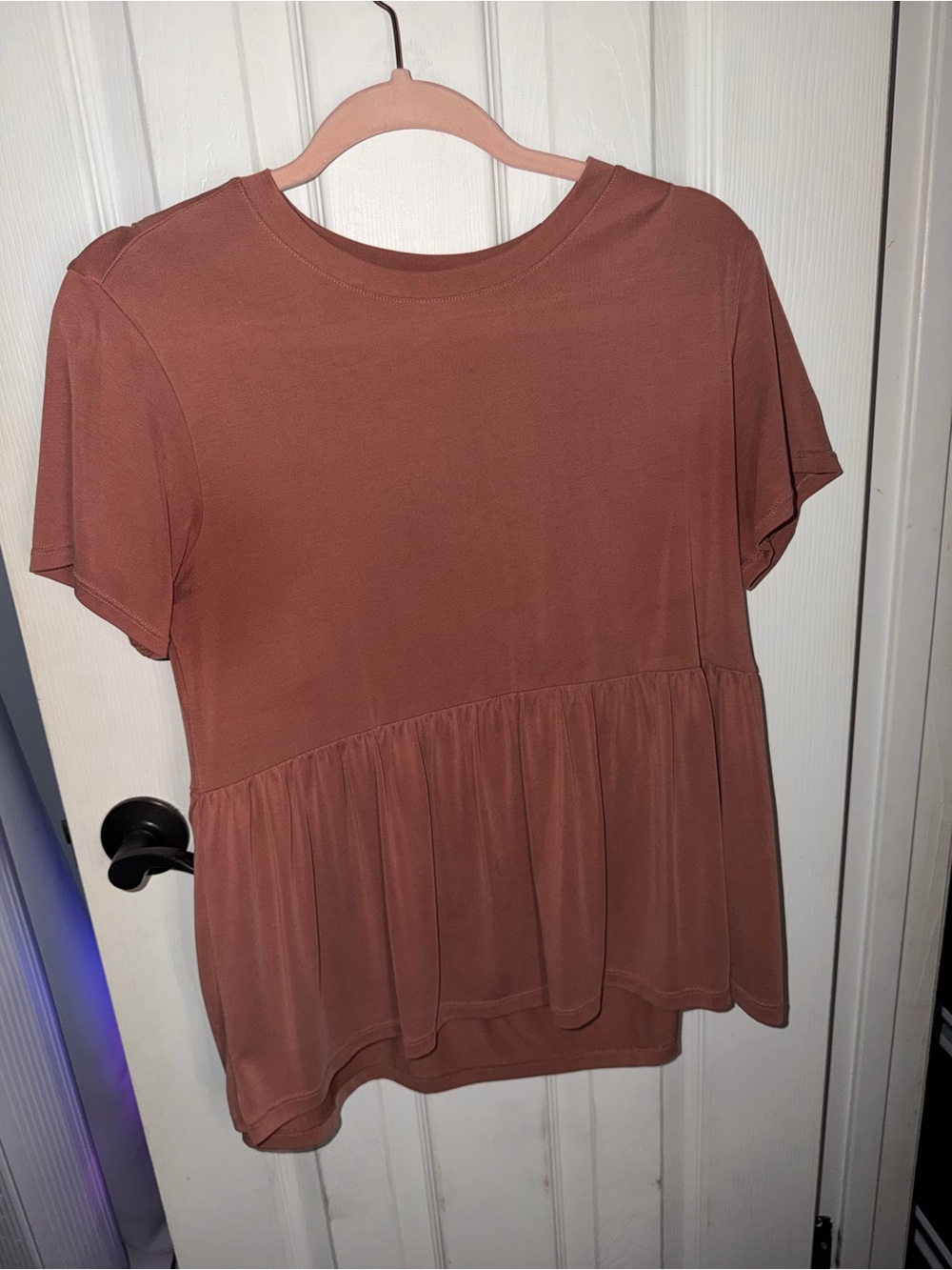American Eagle Outfitters Short Sleeve Peplum Top in Rusty Brown